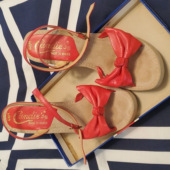 Vintage Candie's Cherry Red Cork Ankle Strap Pumps Sandals 5, 6, 6.5 - Picture 2 of 7